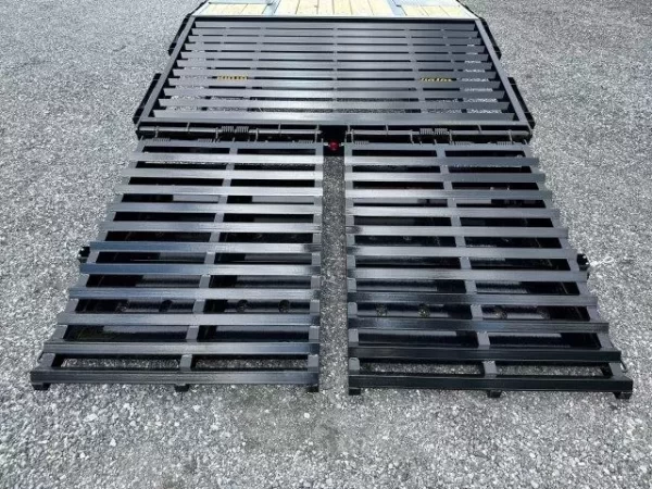 Big Tex 8.5 x 30 Gooseneck Deckover Equipment Trailer Mega Ramps - Image 8