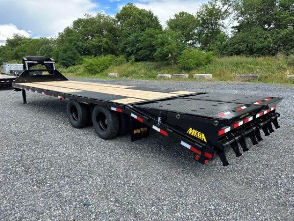 Big Tex 8.5 x 30 Gooseneck Deckover Equipment Trailer Mega Ramps - Image 4