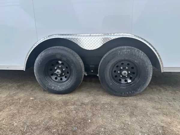 Formula 8.5 x 24 Aluminum Enclosed Car Hauler V Nose - Image 7